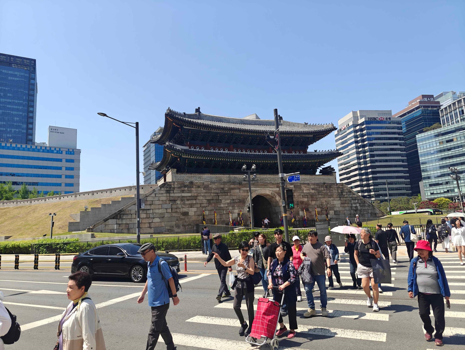 Sungnyemun-porten i centrala Seoul