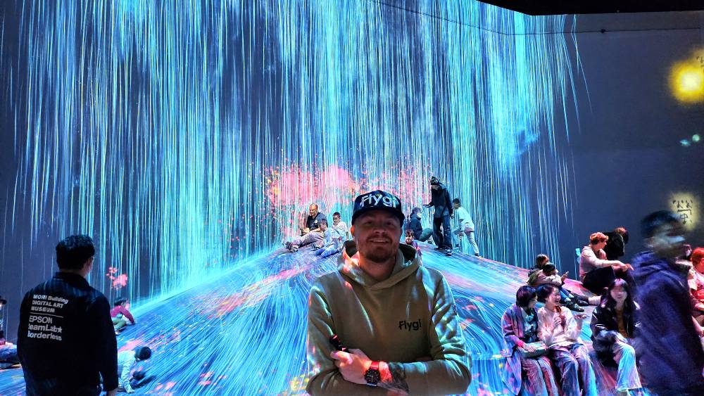 teamLab Borderless